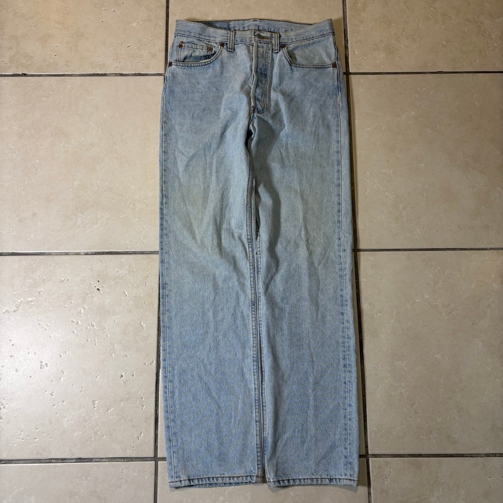 Vintage Levis 501 Light Wash Jeans Made in USA Button Fly 32x32 Light Blue Denim